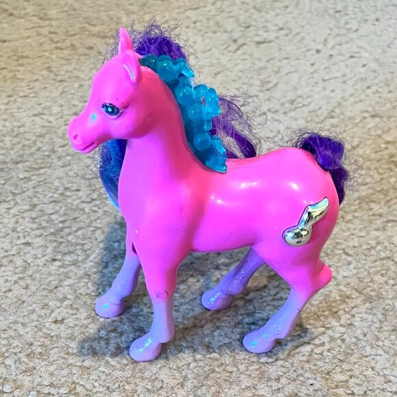 Barbie 5 Dolls, 2 Heads, Earrings, Necklace, Micro of America Horse - Picture 14 of 14